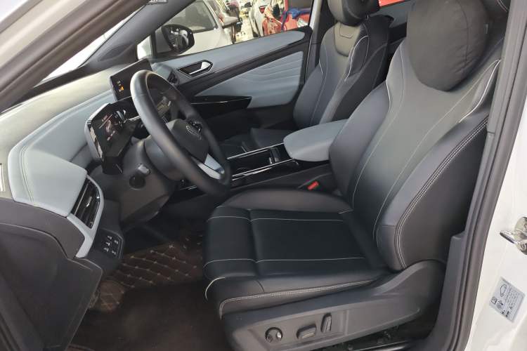 Used Volkswagen ID.4 X 2024 Pure & Smart Edition