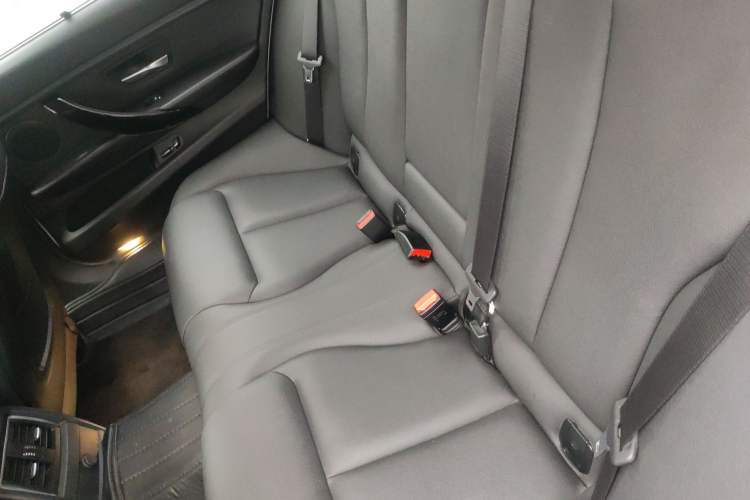 Used BMW 3 Series 2017 320Li Fashion Model
