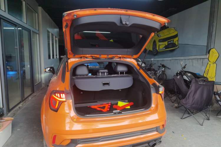 Used Lynk & Co 02 Hatchback 2021 2.0TD Halo Driving Control Kit Edition