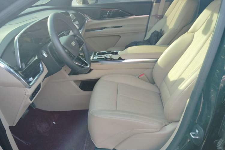 Used Cadillac XT5 2025 2.0T Luxury Version