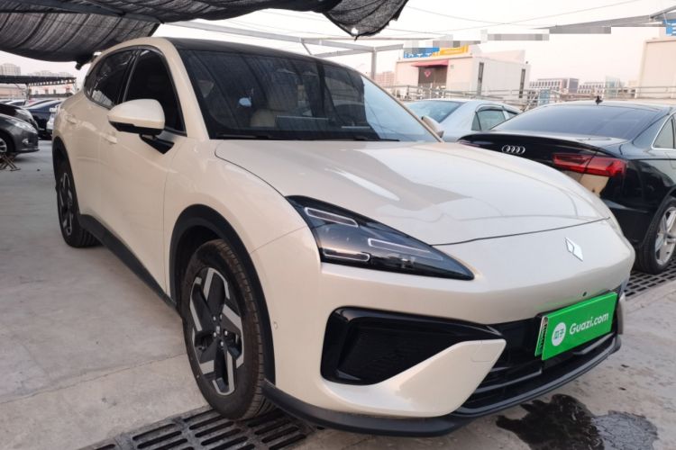 Used Baojun Yunhai 2024 140km Plug-in Hybrid Version
