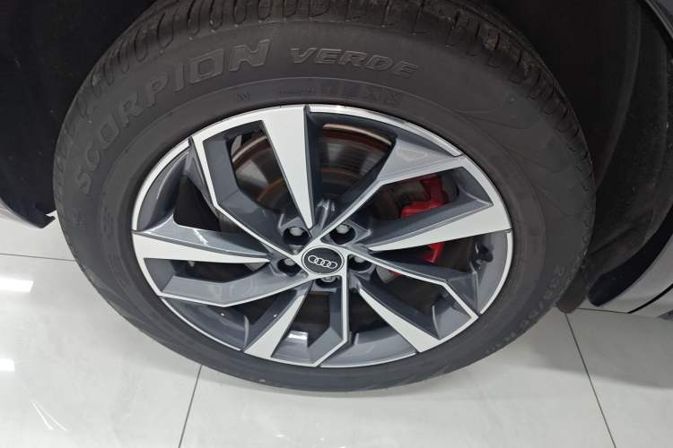 Used Audi Q5L 2024 40 TFSI Luxury Dynamic Edition
