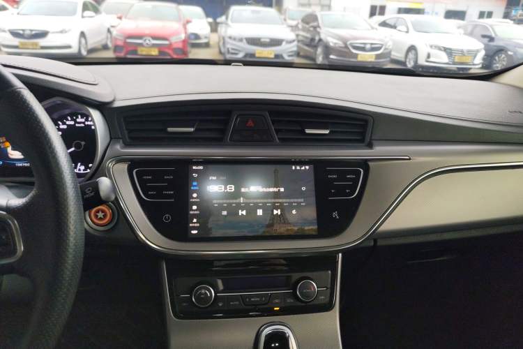 Used Geely Auto Emgrand GL 2018 1.4T DCT Elite Smart Connectivity Version
