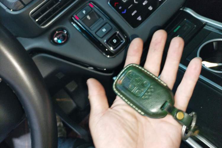 Used Honda Elysion 2022 2.0L eHEV Prestige Edition
