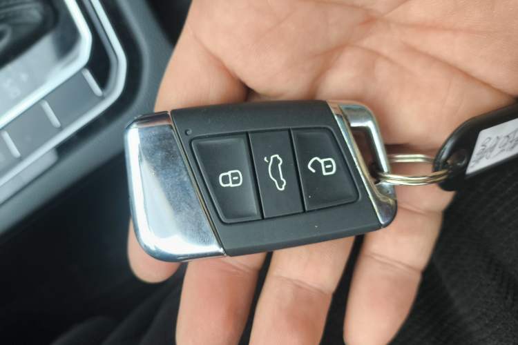 Used Volkswagen Magotan 2020 280TSI DSG Comfort Edition
