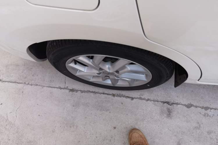 Used Nissan Tiida 2024 1.6L CVT Cool Dynamic Edition
