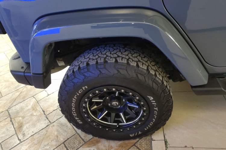 Used  Wrangler 2014 3.0L Sahara Four-Door Edition
