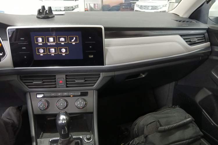 Used Volkswagen Bora 2024 200TSI DSG Comfort Edition
