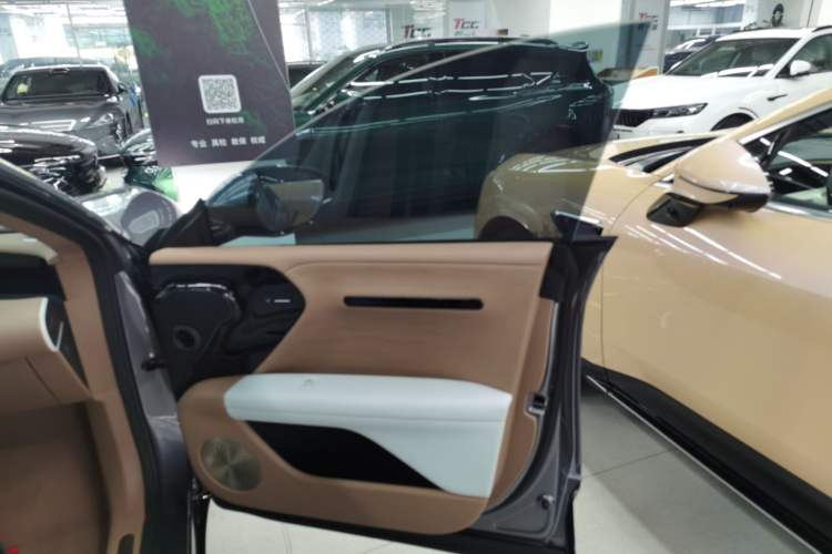 Used  07 2024 Pro+ All-Electric Version
