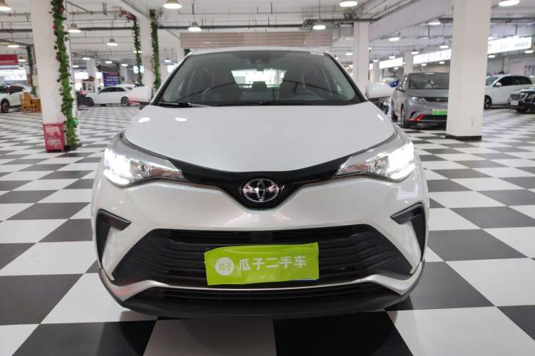 Used Toyota IZOA 2023 2.0L Yixing Version
