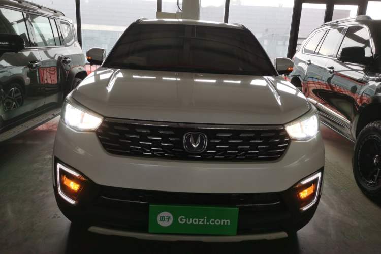 Used Changan CS55 2018 1.5T Automatic Colorful Edition China V Standard
