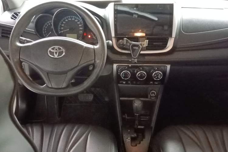 Used Toyota YARiS L 2016 Revised 1.5E CVT Charming Edition
