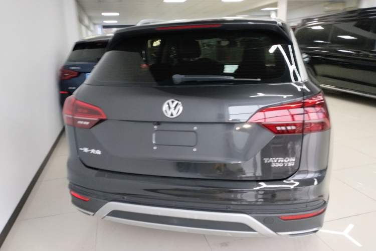 Used Volkswagen Tayron 2019 330TSI Two-Wheel-Drive Luxury Version China V Emission Standard

