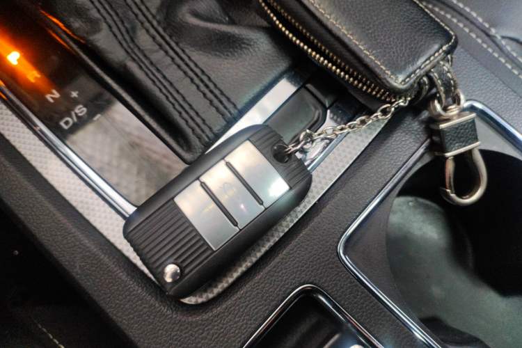 Used Roewe i6 2018 20T Automatic Flagship Edition
