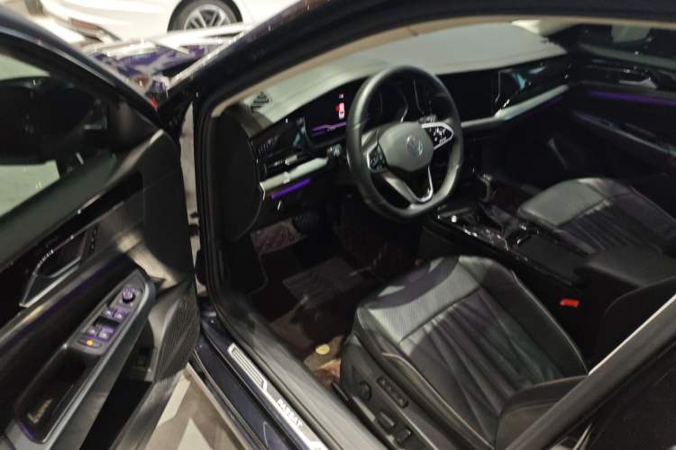 Used Volkswagen Passat 2022 330TSI Luxury Edition
