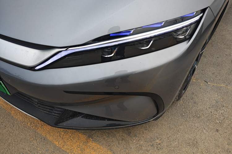 Used BYD Han 2022 EV Genesis Edition 715KM Front-Wheel-Drive Prestige Model
