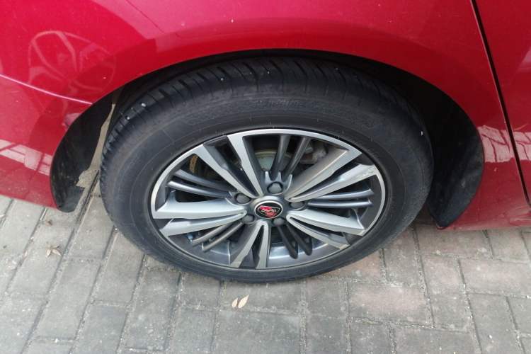 Used Roewe i5 2019 1.5L Manual 4G Connectable Langhao Edition
