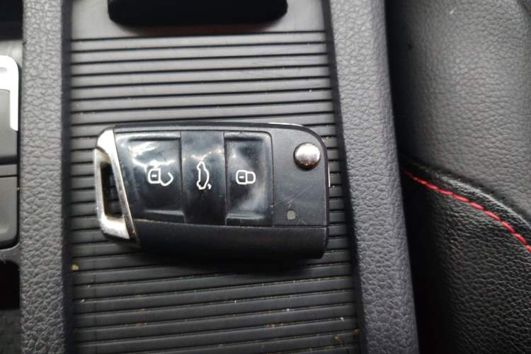 Used Volkswagen Golf 2016 230TSI Automatic Comfort Version