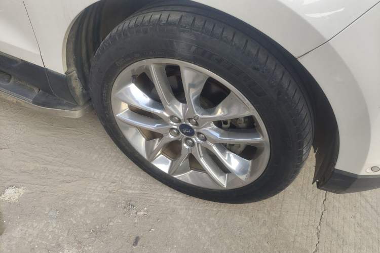 Used Ford Edge 2016 EcoBoost 245 Four-Wheel Drive Titanium 7-Seater
