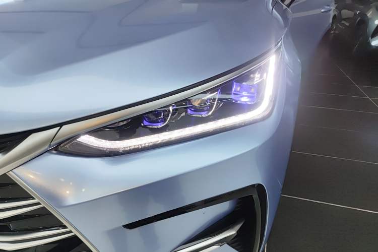 Used BYD Tang New Energy 2021 DM-i 112KM Prestige Model
