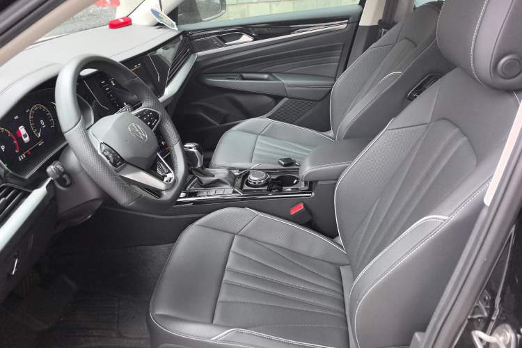 Used Volkswagen Passat 2024 330TSI Elite Edition
