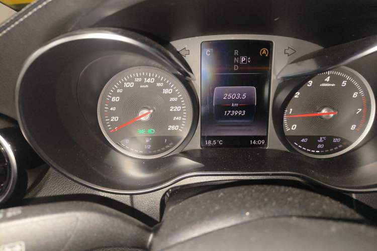 Used Mercedes-Benz C-Class 2015 C 200 L Sport Edition
