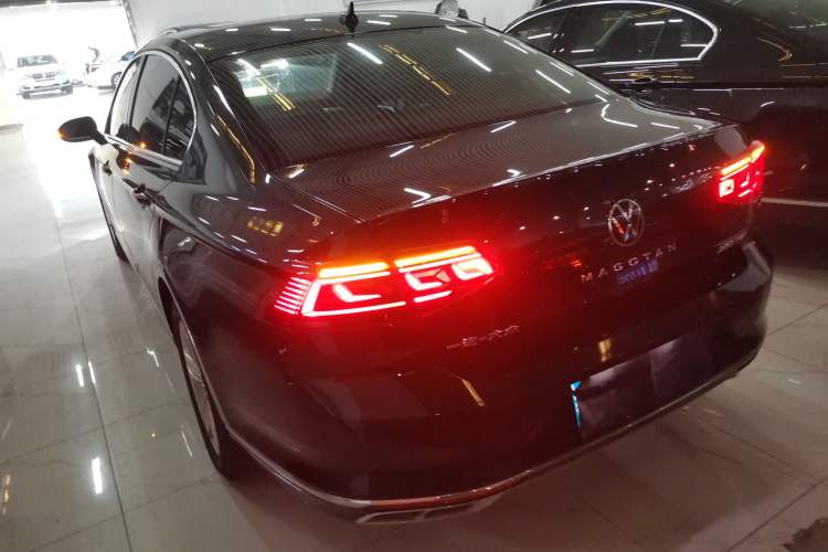 Used Volkswagen Magotan 2025 Zhongxiang Version 280TSI DSG Comfort Edition
