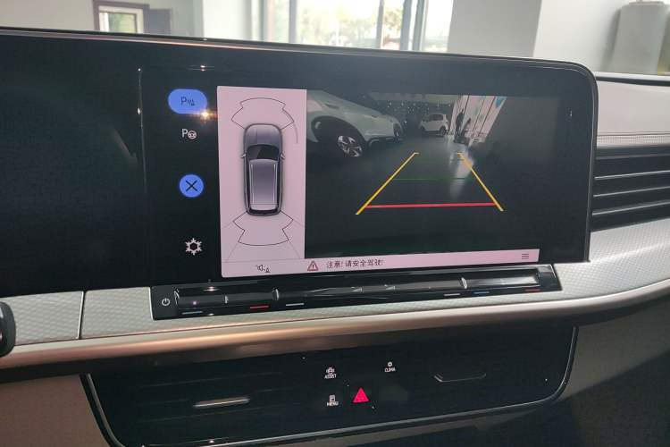 Used Volkswagen Tavendor 2023 380TSI Four-Wheel Drive R-Line Cruise Edition