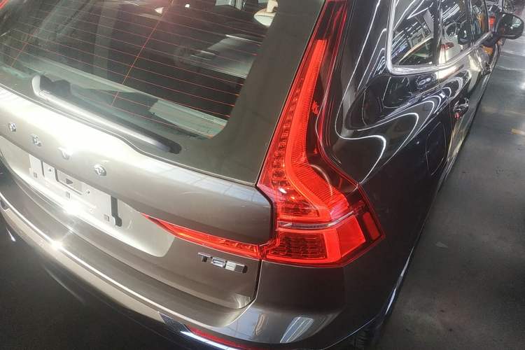 Used Volvo XC60 2020 T5 4x4 Zhiyi Luxury Edition
