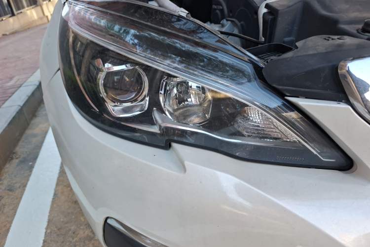 Used Peugeot 308 2016 1.6L Automatic Fashion Edition
