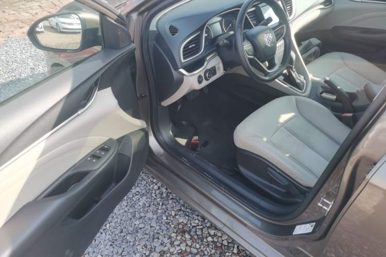 Used Buick GT 2015 15N Automatic Deluxe Edition
