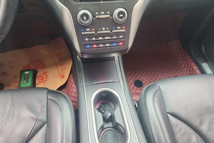 Used Lincoln MKC 2014 2.0T Four-Wheel Drive Prestige Edition