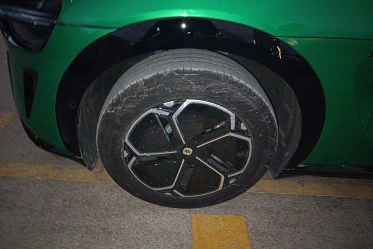 Used  YU7 2025 Ultra-Long Range Rear-Wheel Drive Version
