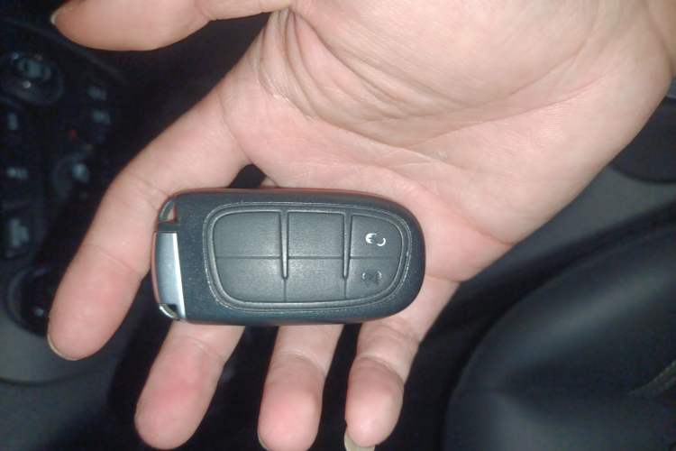 Used Jeep Cherokee 2016 2.0L Superior Edition