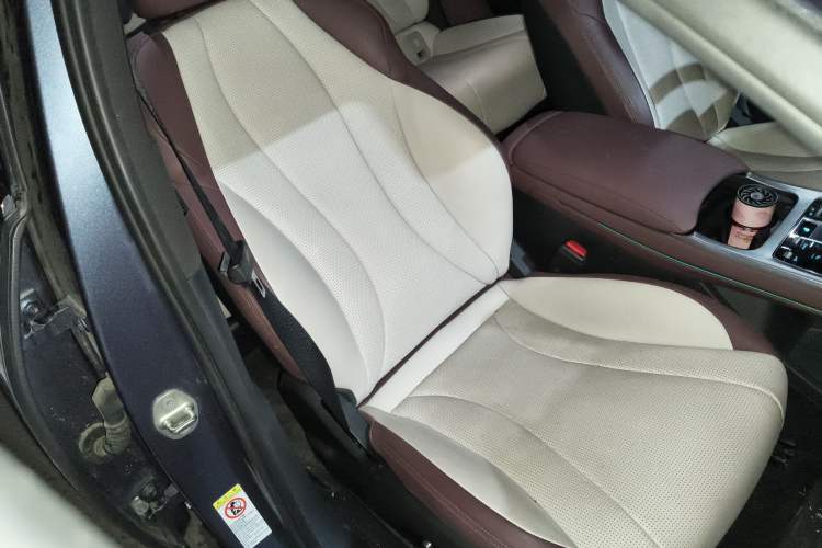 Used BYD Seal 2024 HONOR Edition DM-i 1.5L 121km Prestige Model
