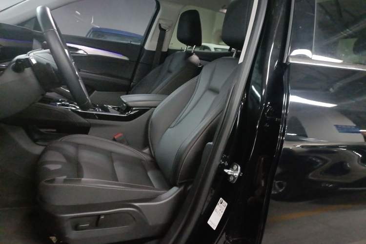 Used Buick Envision 2025 25T Entry-Grade Platinum Edition