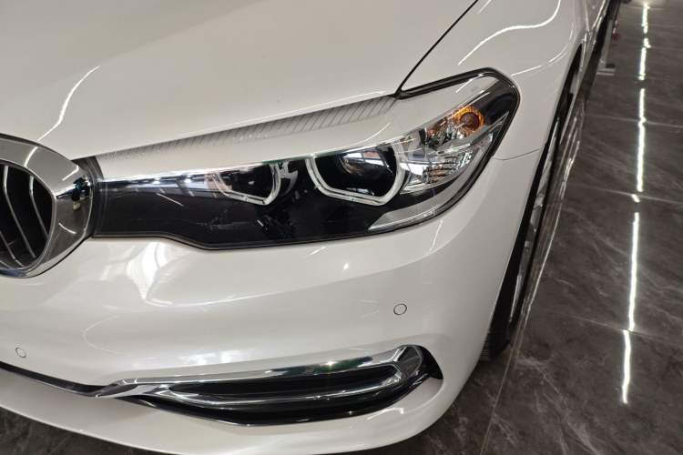 Used BMW 5 Series 2019 Facelifted 525Li Luxury Package