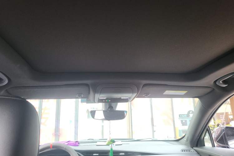 Used Cadillac XT4 2018 28T Two-Wheel Drive Leading Version
