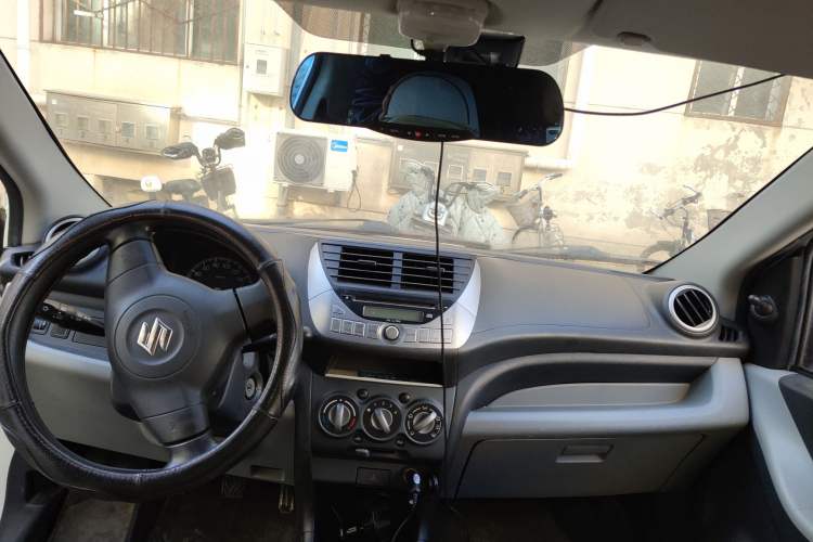 Used Suzuki Alto 2013 Revised Version 1.0L Manual Comfort Edition
