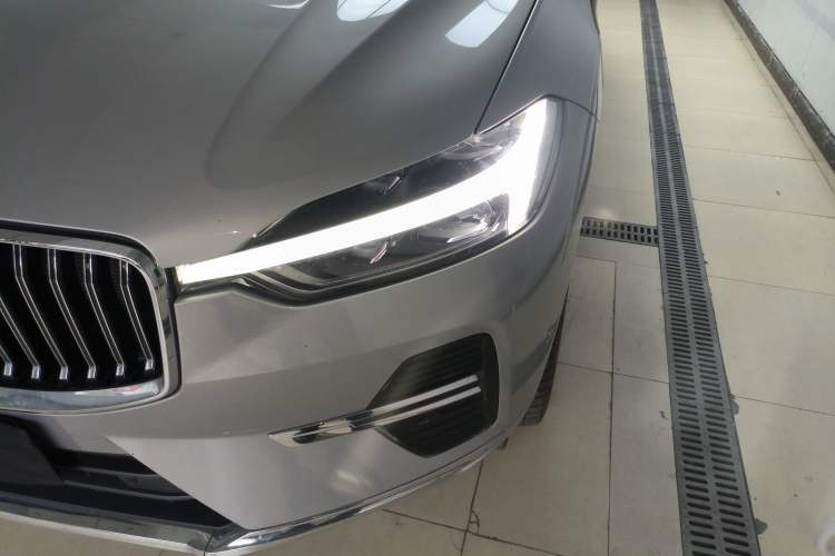 Used Volvo XC60 New Energy 2023 T8 Plug-in Hybrid Long-Range All-Wheel Drive Smart Luxury Edition