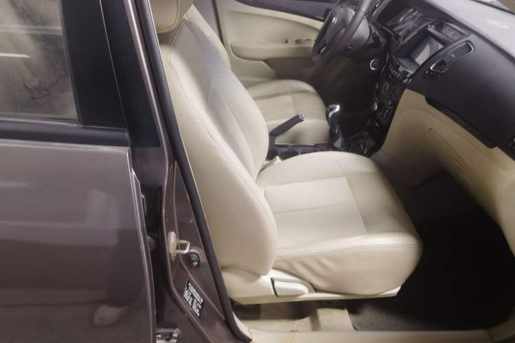 Used Geely Auto GC7 2013 1.5L Manual Luxury Model
