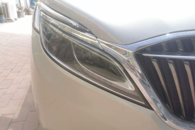 Used Buick GL8 2017 ES 28T Luxury Model China V Standard
