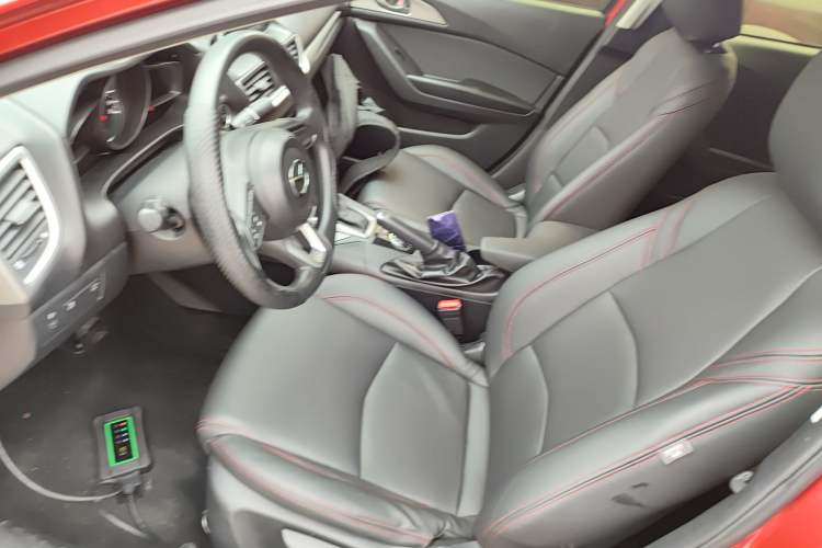 Used Mazda Mazda 3 Axela 2017 Sedan 1.5L Automatic Comfort Model Emission Standard China V
