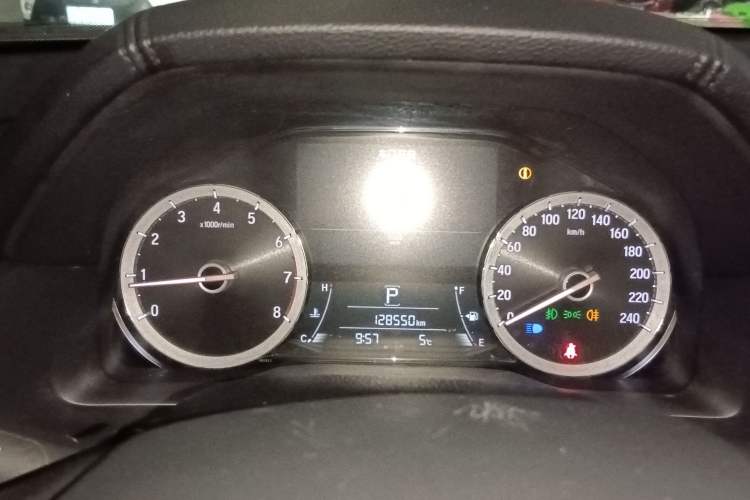 Used Honda UR-V 2017 240TURBO Two-Wheel Drive Luxury Edition China V
