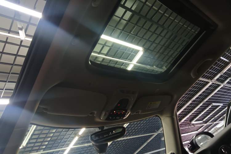 Used  MINI 2023 2.0T COOPER S Artist
