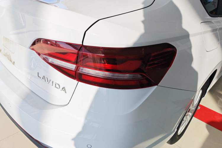 Used Volkswagen Lavida 2023 1.5L Automatic De Yi Edition
