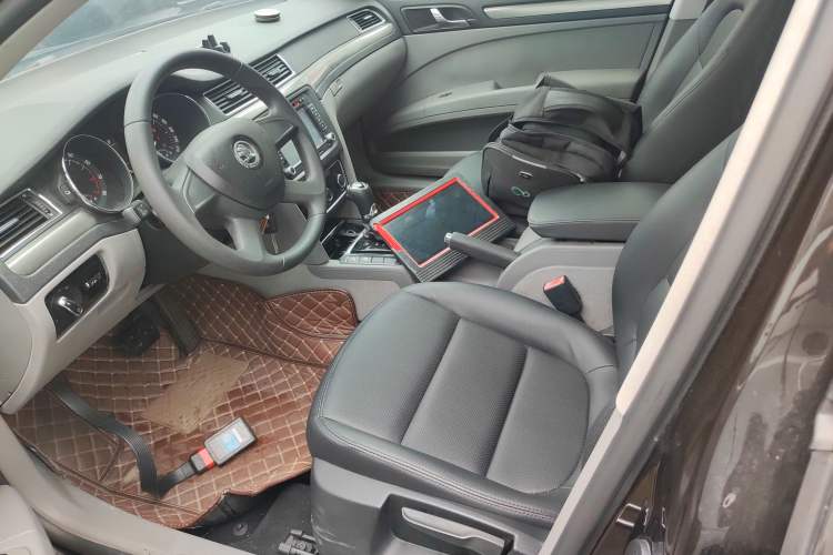 Used Skoda Superb 2013 1.4TSI DSG Sport Edition
