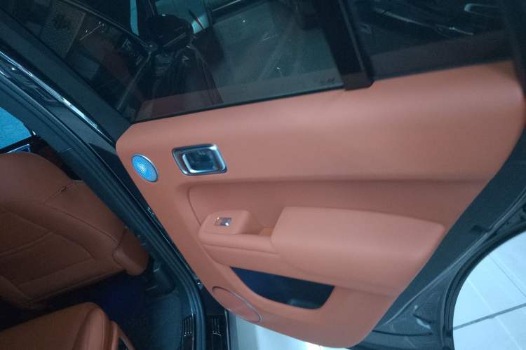 Used Li Auto L8 2023 Air model
