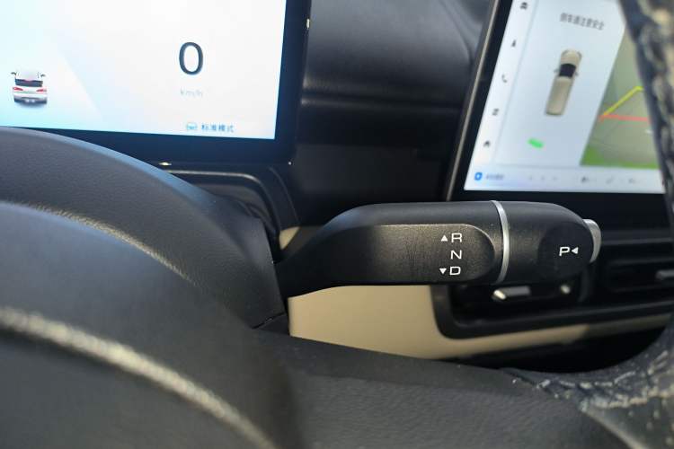 Used Wuling Bingo PLUS 2024 510 km Flagship Edition Four-Seater Version
