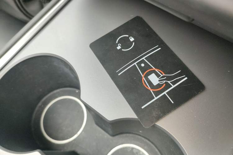 Used Tesla Model Y 2023 Rear-Wheel-Drive Version
